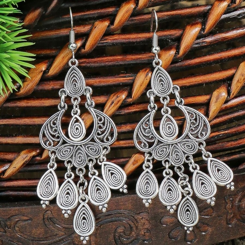 Elegant Silver Chandelier Earrings - Picture 4 of 6